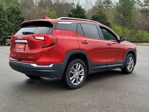 Used 2022 GMC Terrain SLT image 5