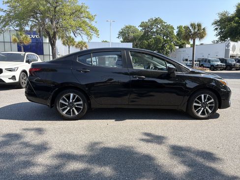 Used 2025 Nissan Versa S w/ S Plus Package FWD image 11