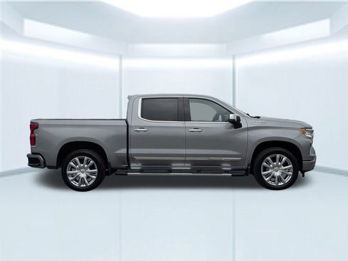 Used 2024 Chevrolet Silverado 1500 High Country w/ High Country Premium Package image 7