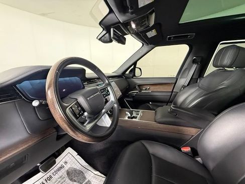 Used 2023 Land Rover Range Rover SE AWD/4WD image 17
