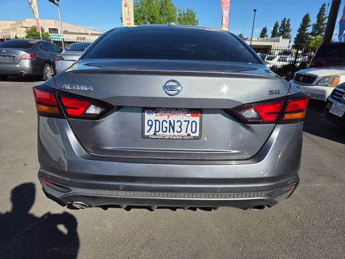 Used 2020 Nissan Altima 2.5 SR image 3