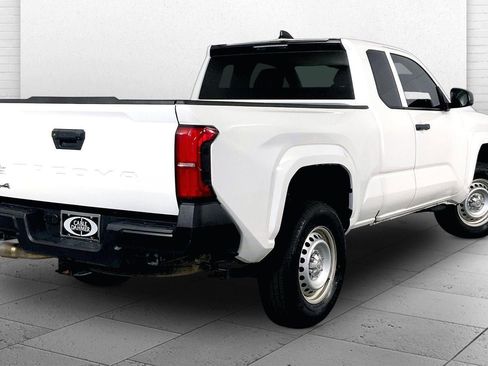 Used 2024 Toyota Tacoma SR w/ Towing Package AWD/4WD image 12