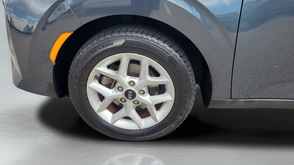 Used 2020 Kia Soul S FWD image 26