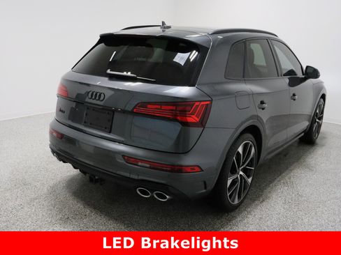 Used 2024 Audi SQ5 Prestige image 7