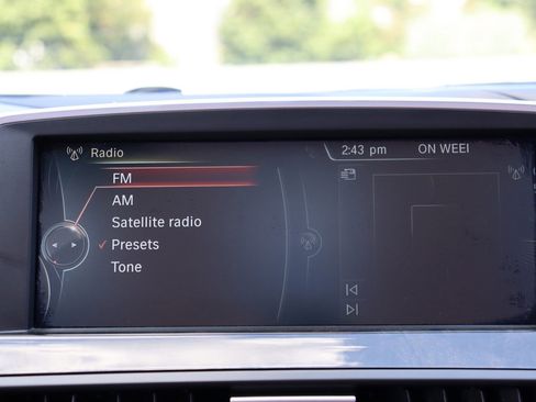 Used 2014 BMW 650i xDrive Convertible image 38