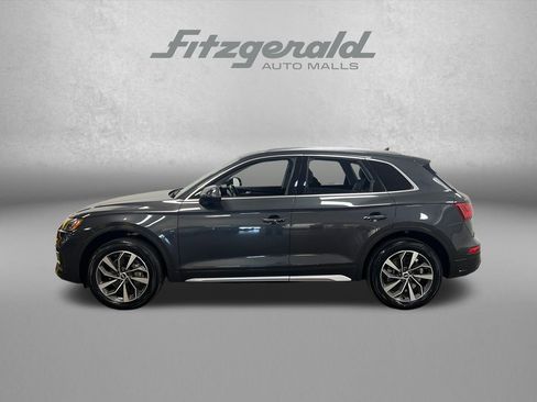 Used 2021 Audi Q5 2.0T Premium w/ Convenience Package AWD/4WD image 2