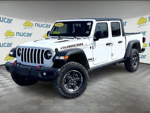 Used 2023 Jeep Gladiator Rubicon w/ Cold Weather Group image 3