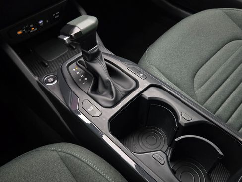 Certified 2025 Kia K4 EX image 29