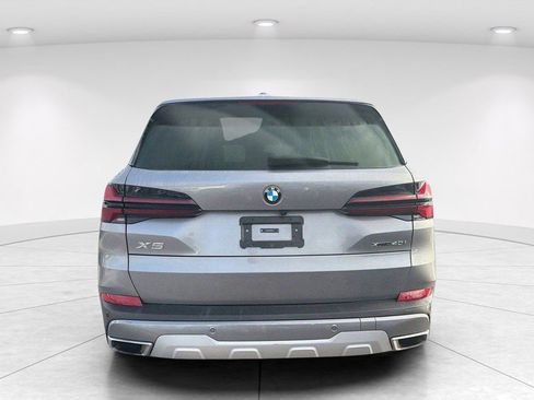 Certified 2024 BMW X5 xDrive40i w/ Premium Package AWD/4WD image 5