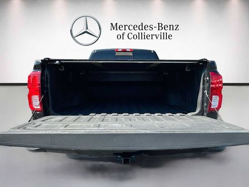 Used 2018 Chevrolet Silverado 1500 High Country AWD/4WD image 27