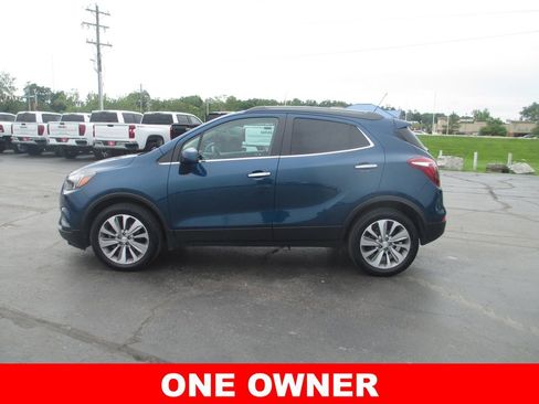 Used 2020 Buick Encore Preferred FWD image 11