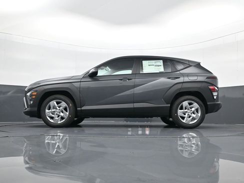 New 2026 Hyundai Kona SE image 28