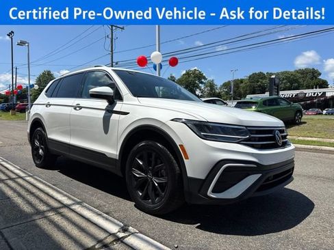 Certified 2024 Volkswagen Tiguan SE AWD/4WD image 4
