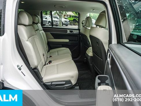 Used 2025 Hyundai Santa Fe SEL FWD image 24