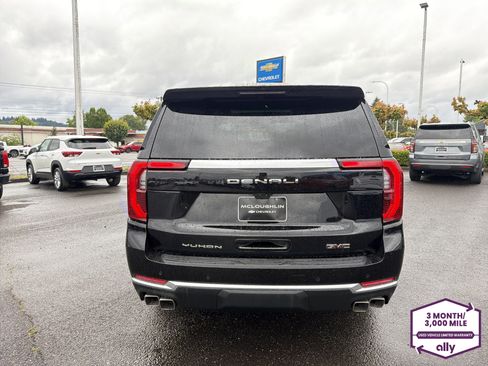Used 2025 GMC Yukon Denali w/ Denali Reserve Package AWD/4WD image 4