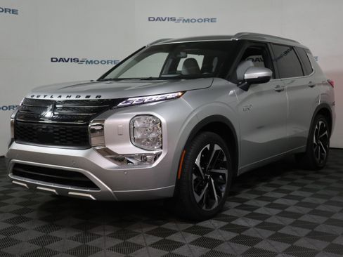 Used 2024 Mitsubishi Outlander SEL image 12