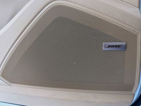 Certified 2025 Porsche Cayenne image 12