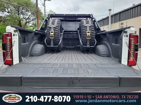 Used 2023 Ford F250 Lariat w/ Lariat Ultimate Package AWD/4WD image 32