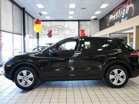 Used 2020 Porsche Cayenne image 4