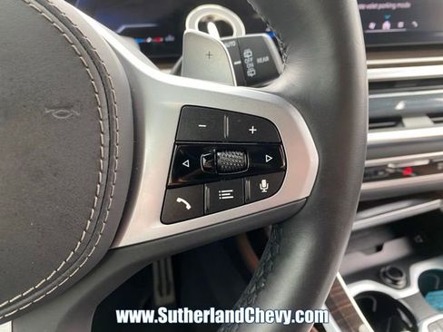 Used 2025 BMW X7 xDrive40i w/ Executive Package image 25