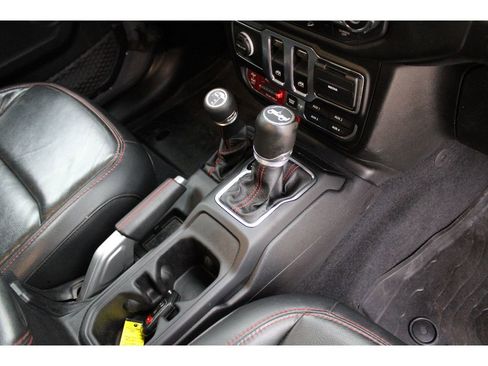 Used 2019 Jeep Wrangler Rubicon image 32