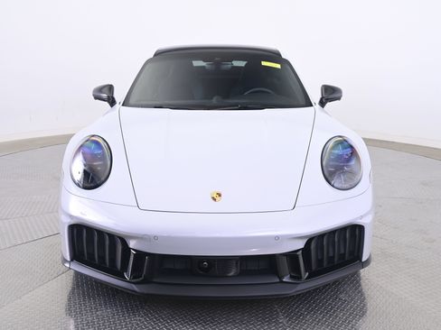 Certified 2026 Porsche 911 Carrera 4 GTS AWD/4WD image 10