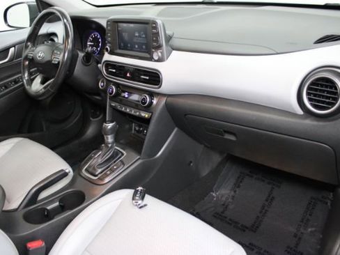 Used 2020 Hyundai Kona Limited image 26