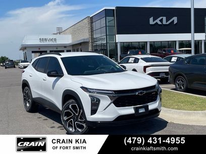 Used 2025 Chevrolet Trax RS w/ Driver Confidence Package