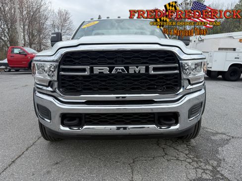 Used 2024 RAM 4500 Tradesman image 2