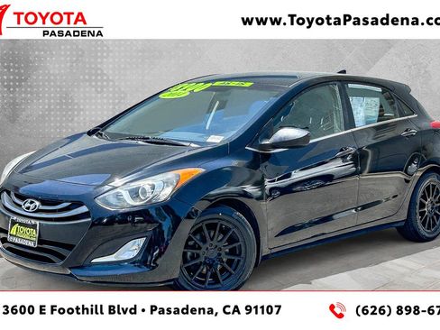 Used 2014 Hyundai Elantra GT w/ Option Group 02 FWD image 1