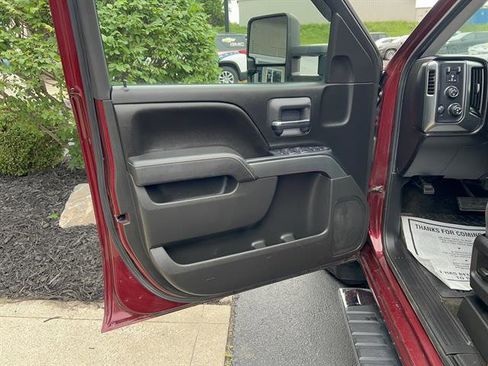 Used 2016 Chevrolet Silverado 1500 LT w/ All Star Edition AWD/4WD image 10