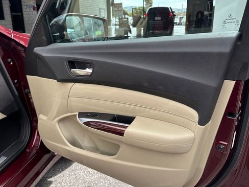 Used 2015 Acura TLX V6 w/ Technology Package FWD image 11