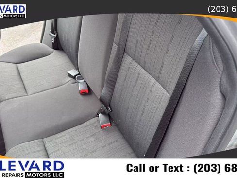 Used 2010 Ford Focus SE image 26