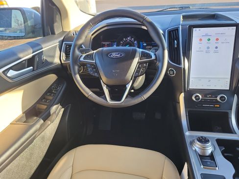 Used 2023 Ford Edge SEL w/ Convenience Package image 15