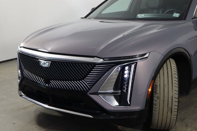 Used 2024 Cadillac Lyriq Tech AWD/4WD image 46