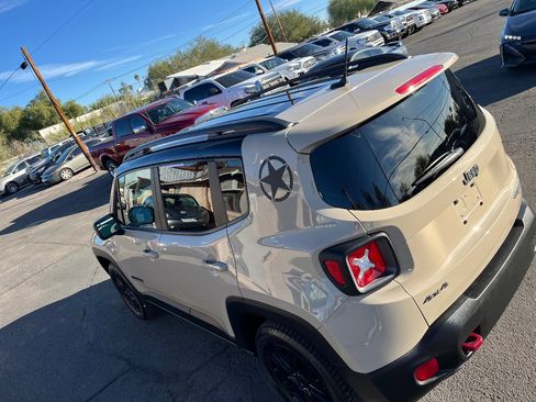 Used 2017 Jeep Renegade Trailhawk image 52