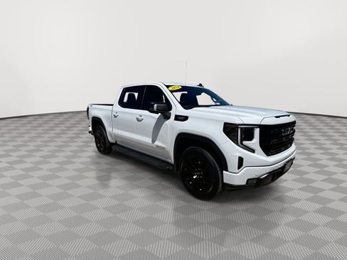 Used 2024 GMC Sierra 1500 Elevation w/ Preferred Package AWD/4WD image 2