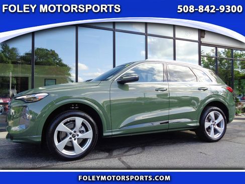 Used 2025 Audi Q5 Premium Plus AWD/4WD image 1