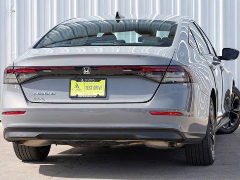 Used 2025 Honda Accord SE image 4