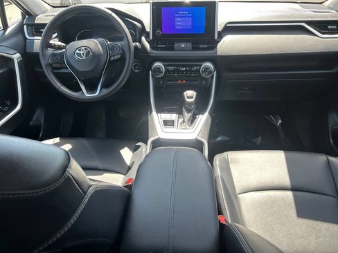 Used 2025 Toyota RAV4 XLE Premium AWD/4WD image 16