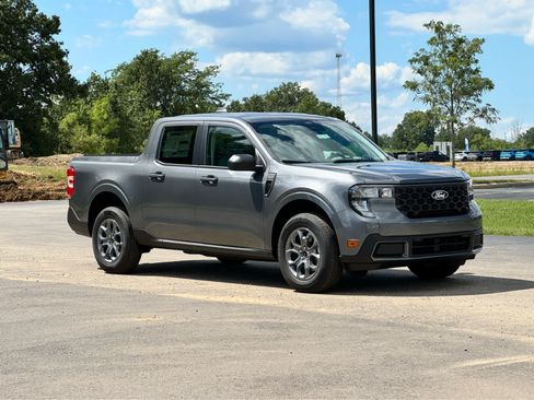 New 2026 Ford Maverick XLT FWD image 2