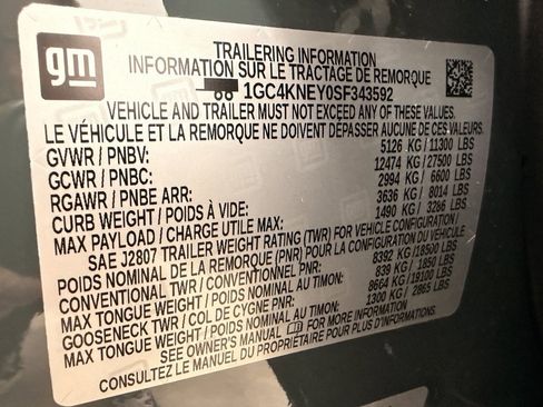 Used 2025 Chevrolet Silverado 2500 LT image 36