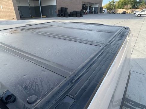 Used 2022 Chevrolet Silverado 1500 ZR2 w/ Technology Package image 11