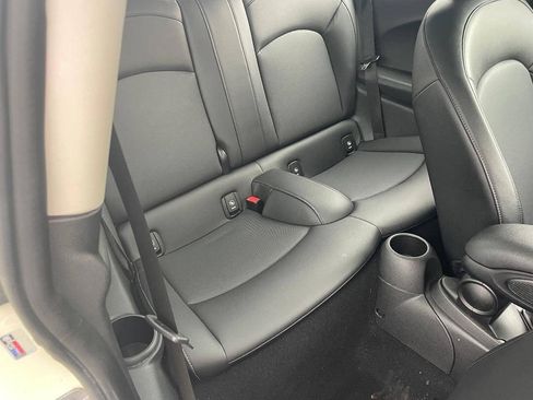 Used 2019 MINI Cooper 2-Door Hardtop FWD image 15