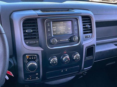 Used 2017 RAM 1500 Express image 6