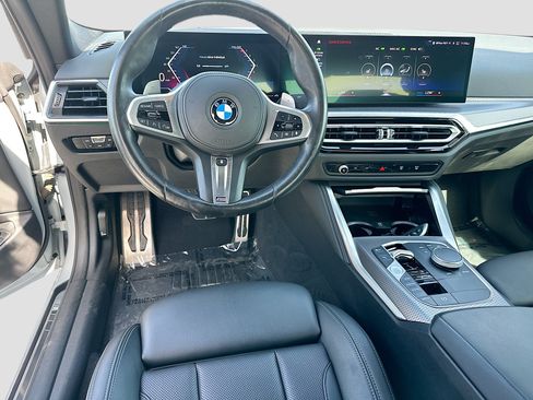 Used 2024 BMW M440i Coupe RWD image 23