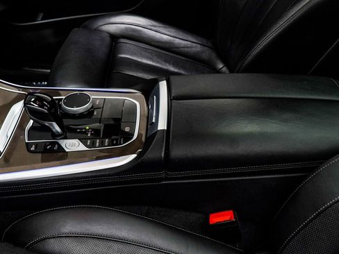 Used 2022 BMW X5 M50i w/ Premium Package image 20