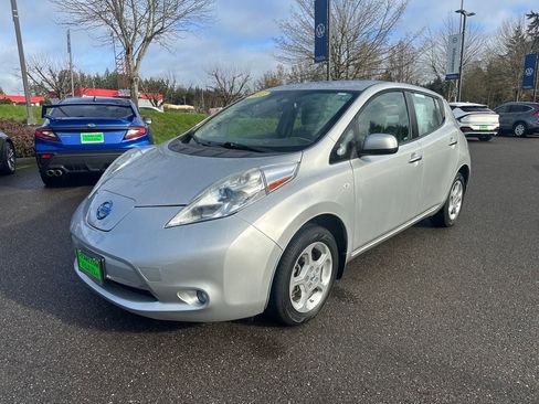 Used 2012 Nissan Leaf SL w/ Eco Design Pkg image 8