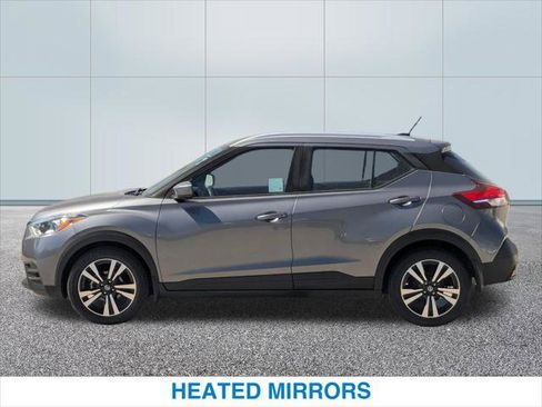 Used 2018 Nissan Kicks SV image 10