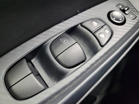 Used 2024 Nissan Sentra SV w/ All-Weather Package FWD image 27